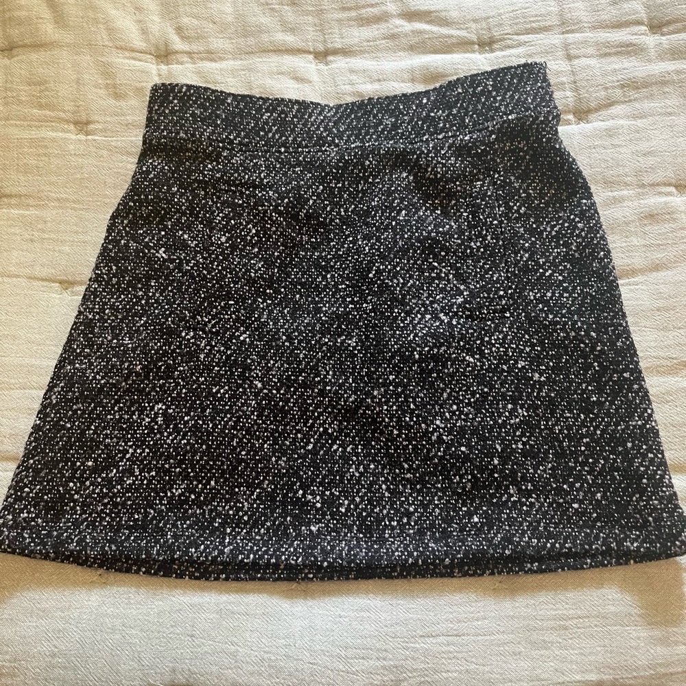 LOFT Speckled Black and White A-Line Skirt